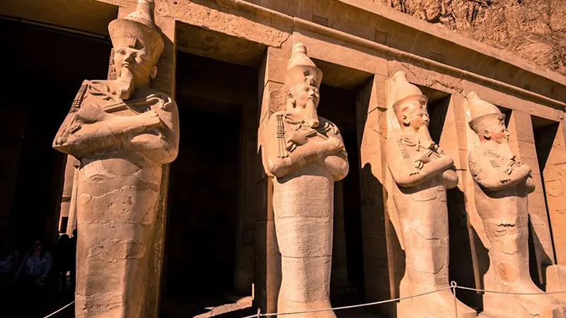 Shery Tours Egypt: queen hatshepsut statues 